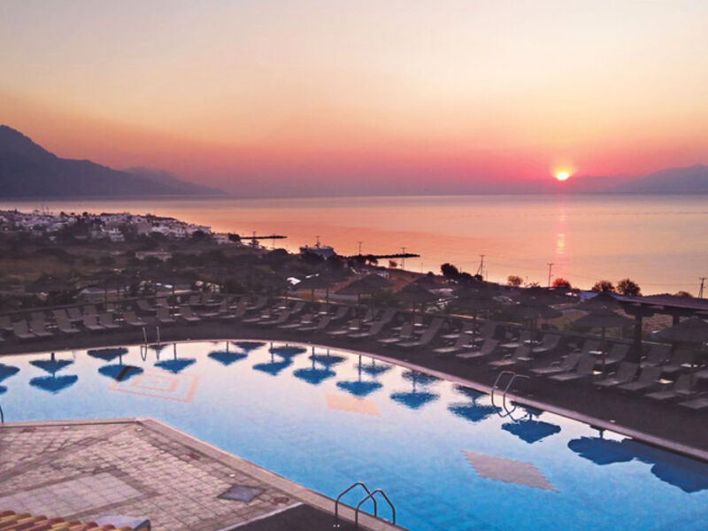 Grand Blue Beach