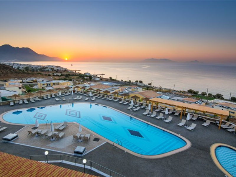 Grand Blue Beach