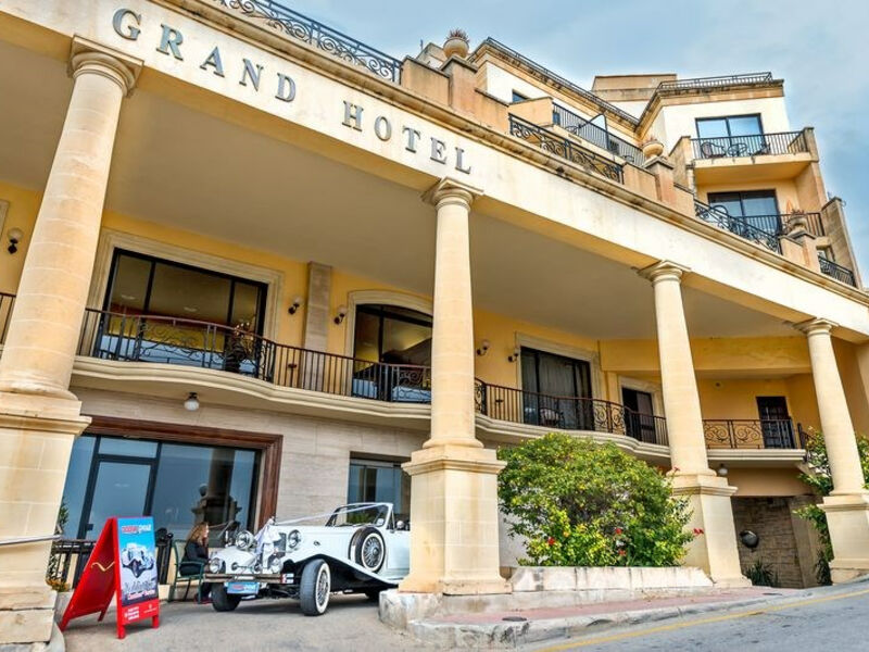 Grand Hotel