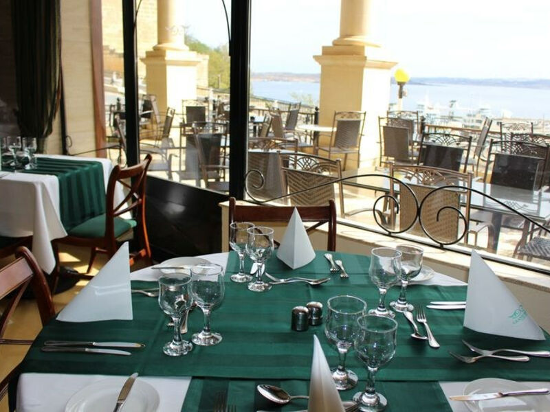 Grand Hotel