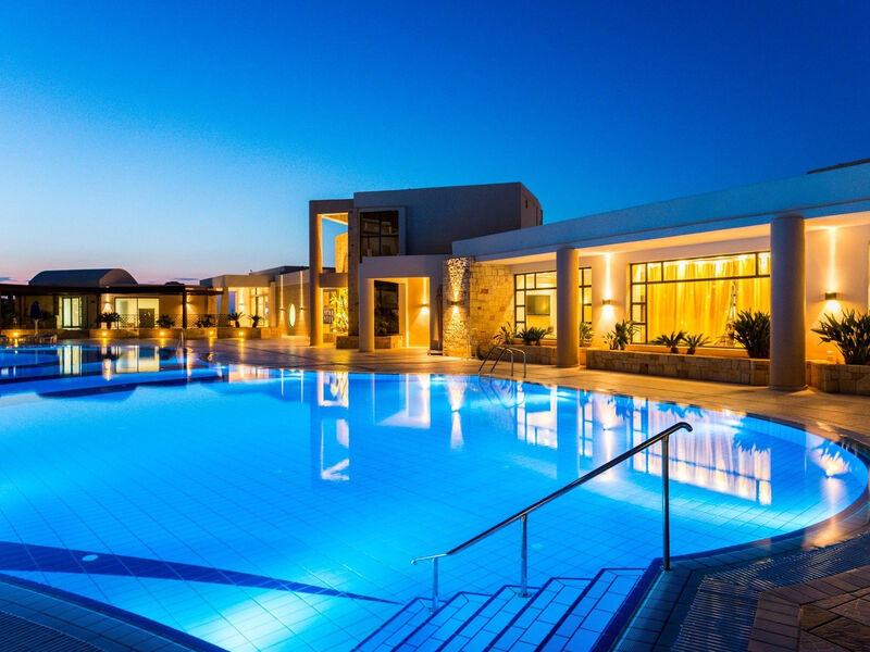 Grand Hotel Holiday Resort