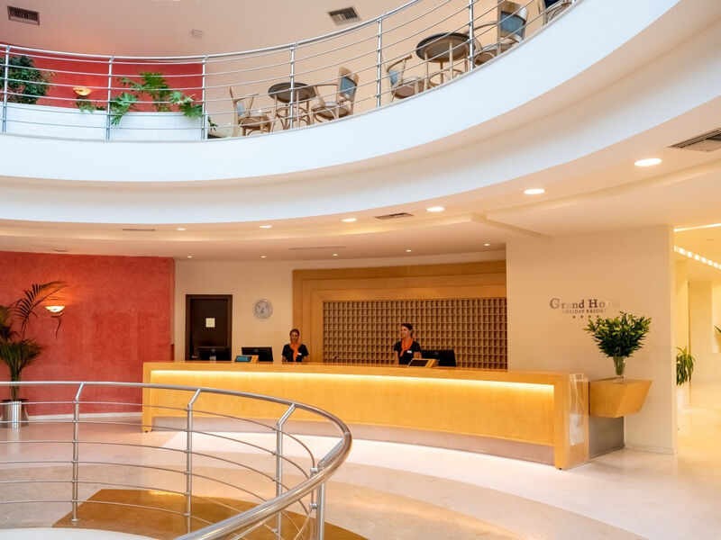 Grand Hotel Holiday Resort