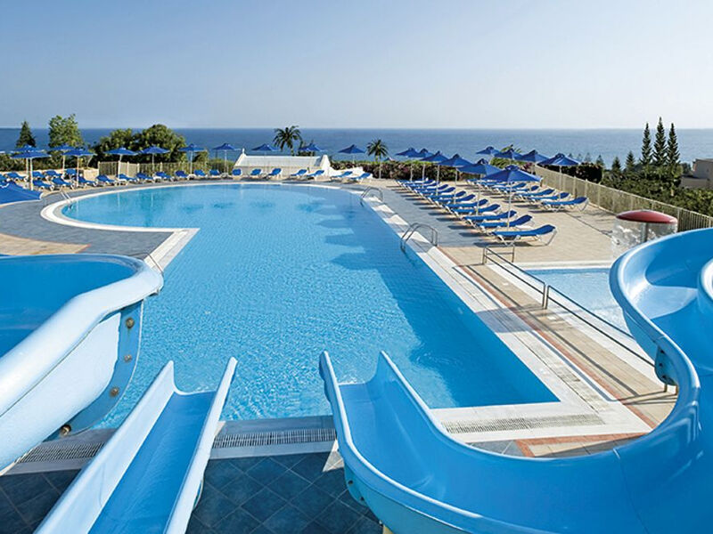 Grand Hotel Holiday Resort