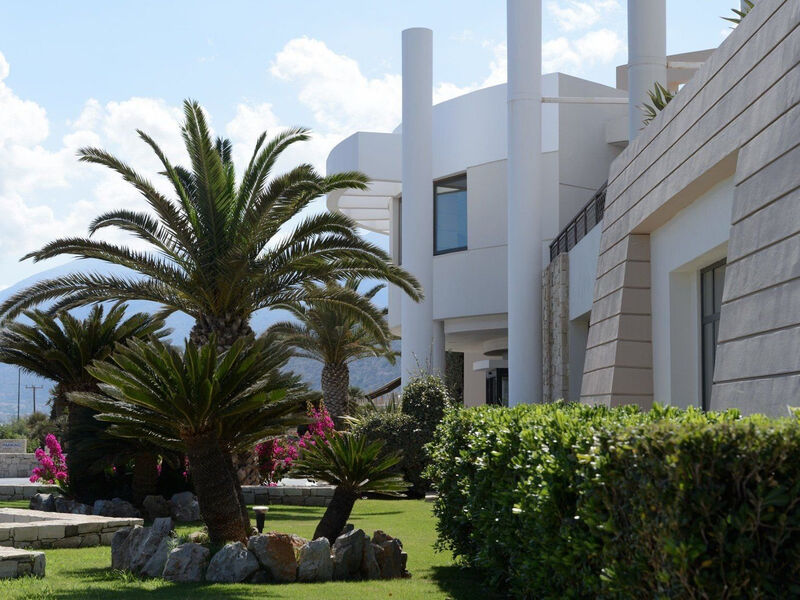Grand Hotel Holiday Resort