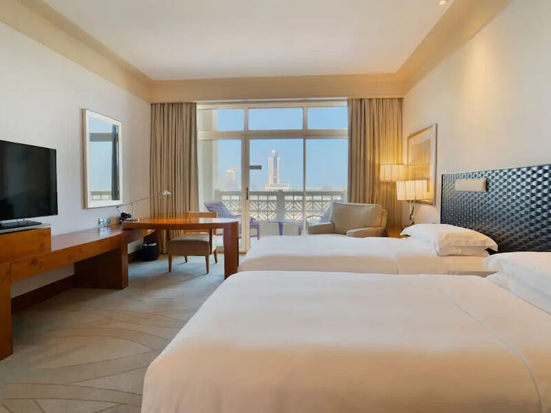 Grand Hyatt Doha Hotel & Villas