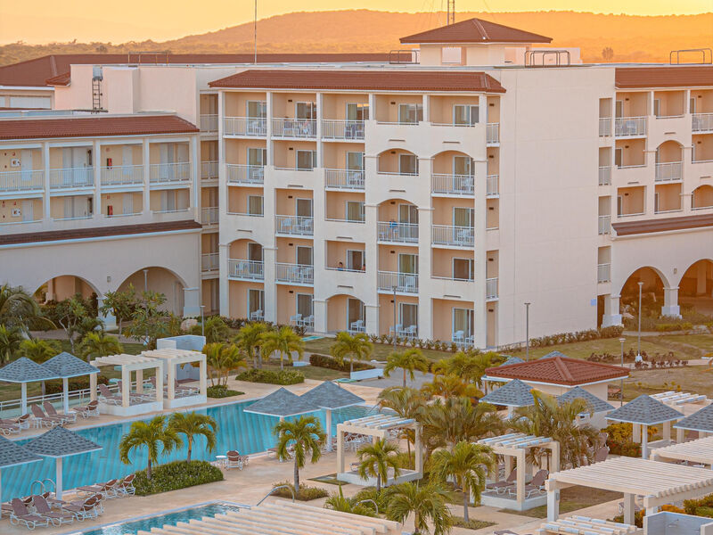 Grand Memories Holguin