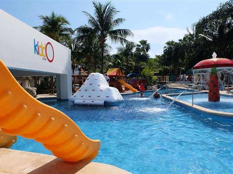 Grand Oasis Tulum