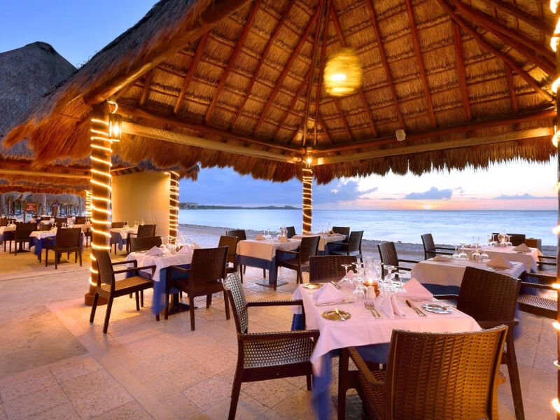 Grand Palladium Kantenah Resort & Spa