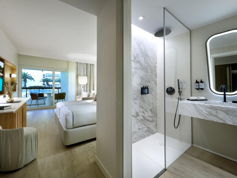 Grand Palladium Palace Ibiza Resort & Spa