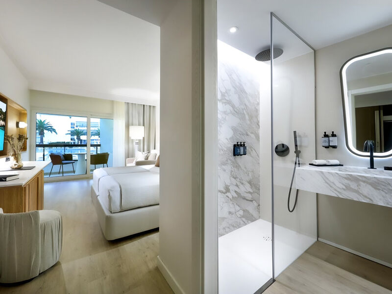 Grand Palladium Palace Ibiza Resort & Spa