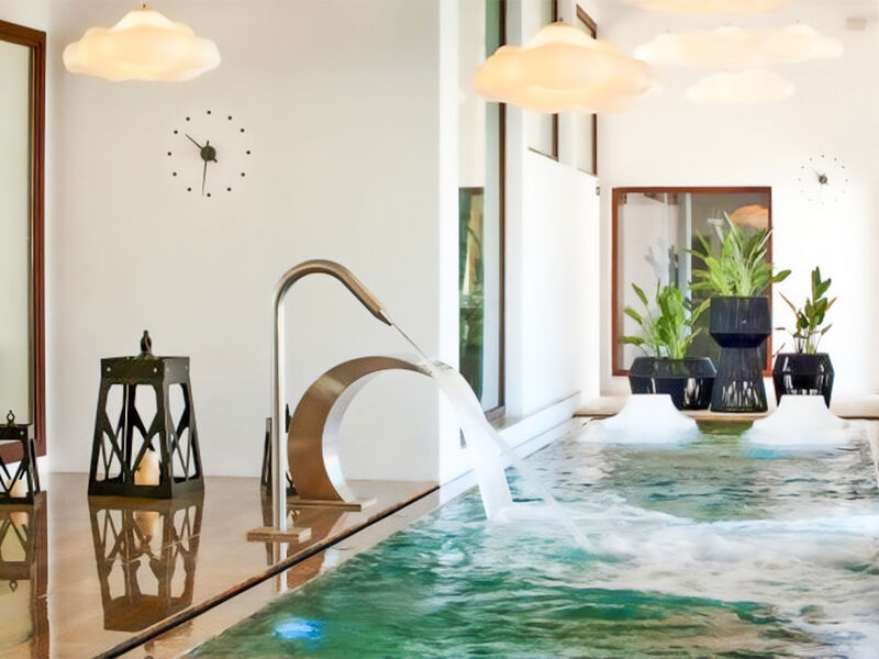 Grand Palladium Palace Ibiza Resort & Spa