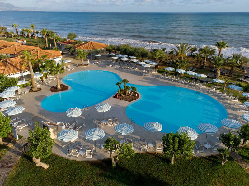 Grand Palladium Resort