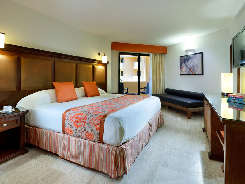 Grand Palladium Vallarta Resort & Spa