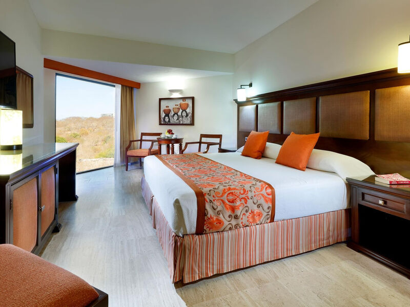 Grand Palladium Vallarta Resort & Spa