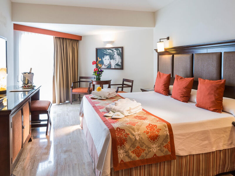 Grand Palladium Vallarta Resort & Spa
