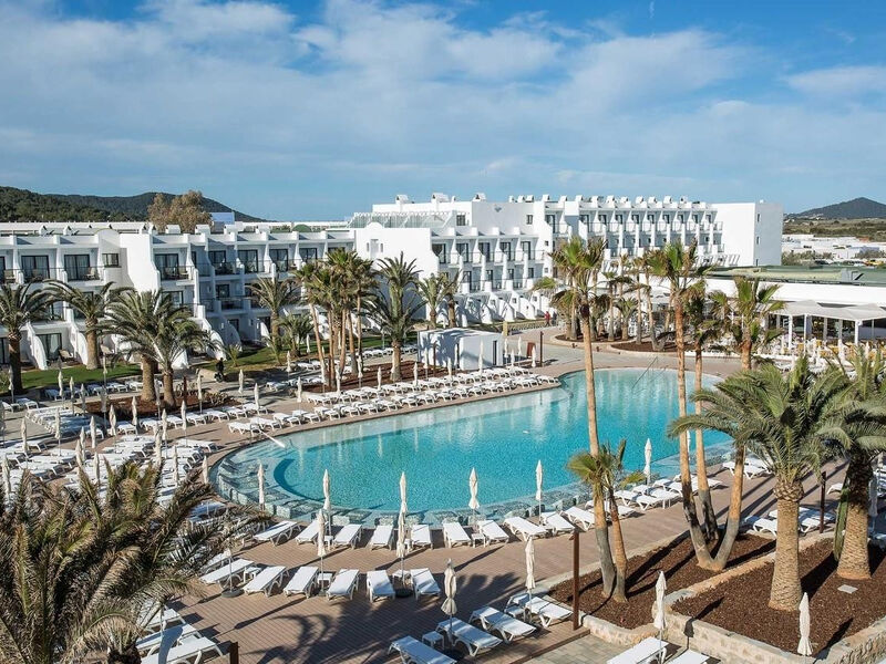 Grand Palladium White Island Resort & Spa