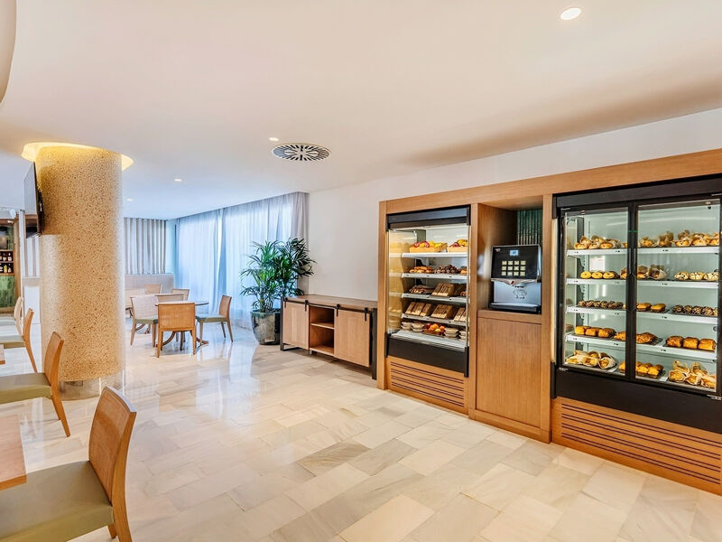 Grand Palladium White Island Resort & Spa