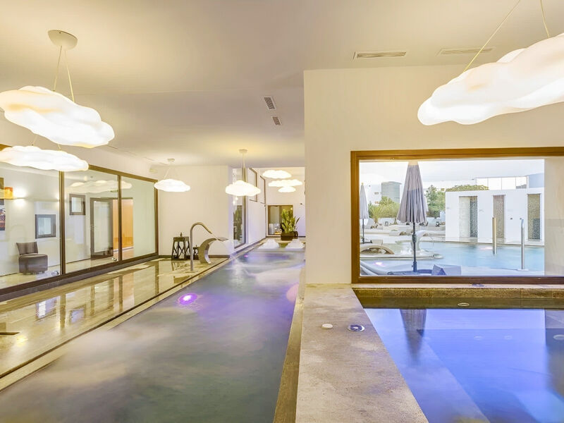 Grand Palladium White Island Resort & Spa