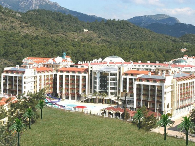 Grand Pasa