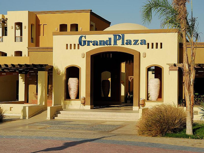 Grand Plaza