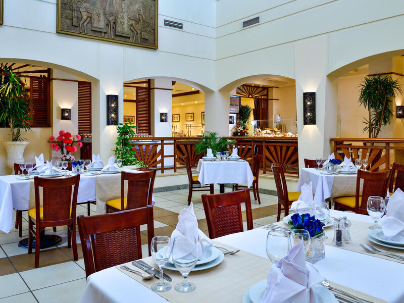 Grand Plaza Resort