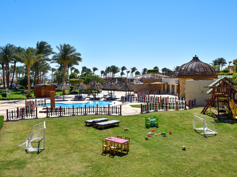 Grand Plaza Resort