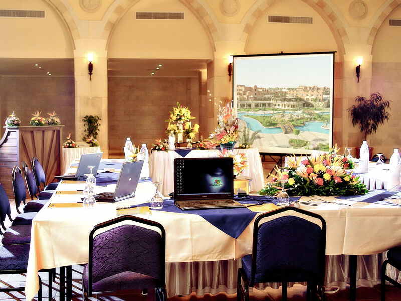 Grand Plaza Resort