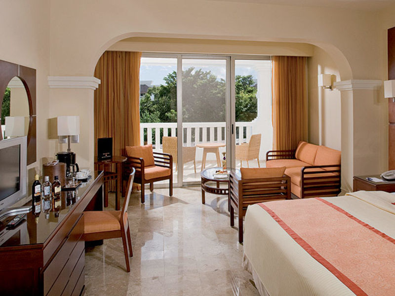 Grand Riviera Princess
