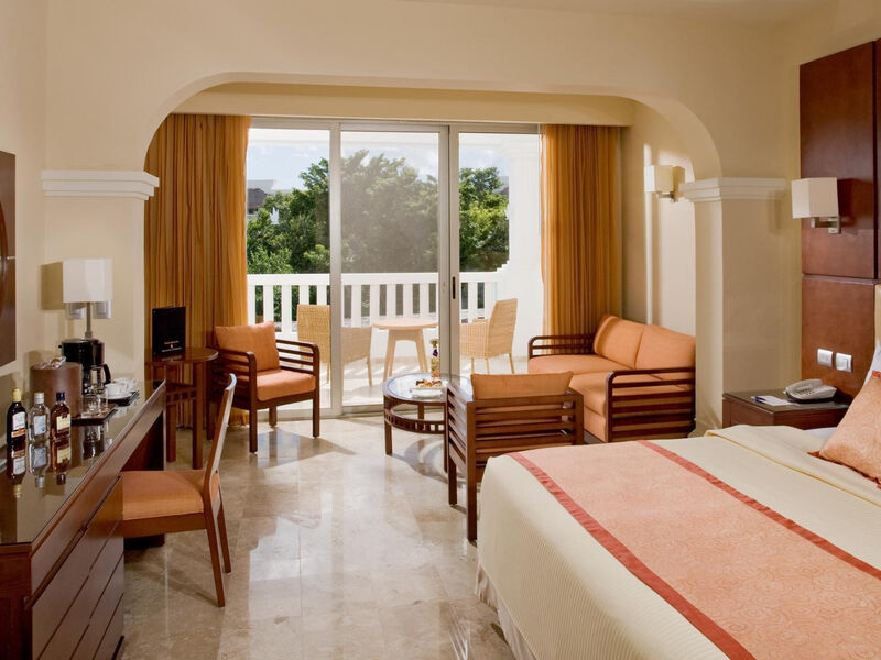 Grand Riviera Princess