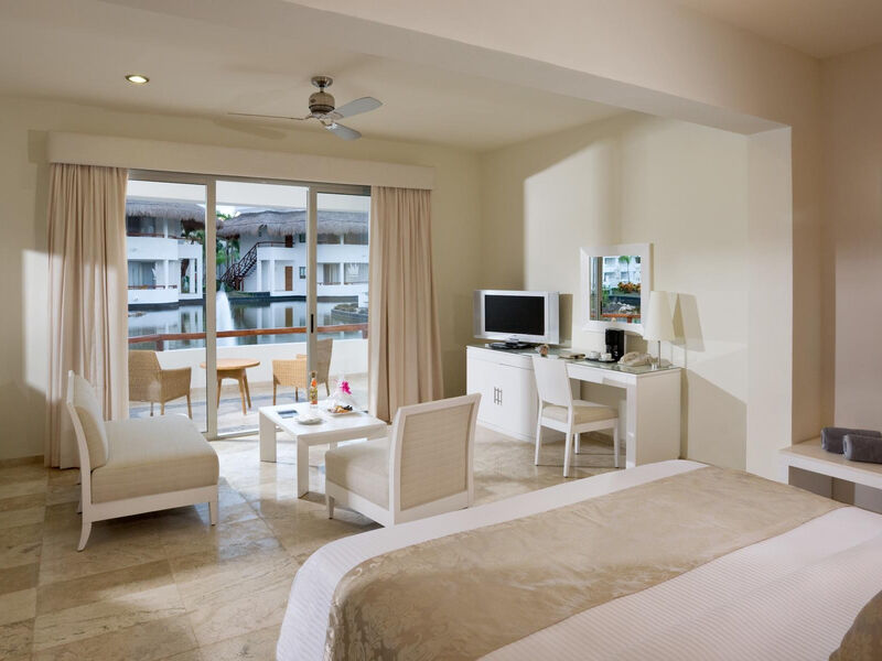 Grand Riviera Princess