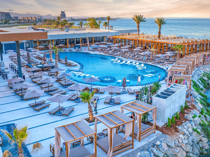 Grand Sapphire Resort