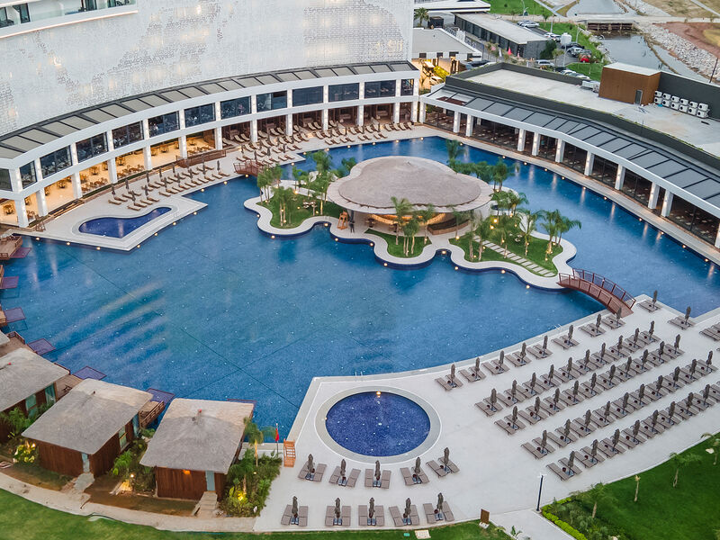 Grand Sapphire Resort