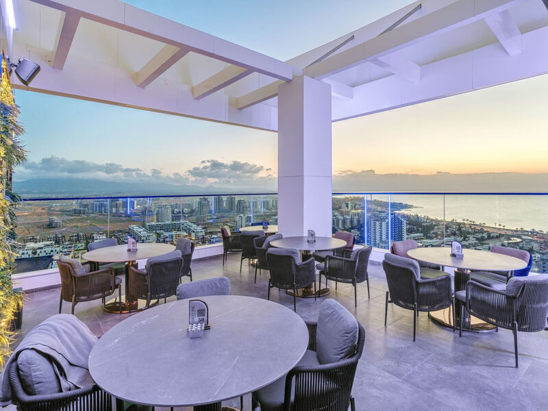 Grand Sapphire Resort