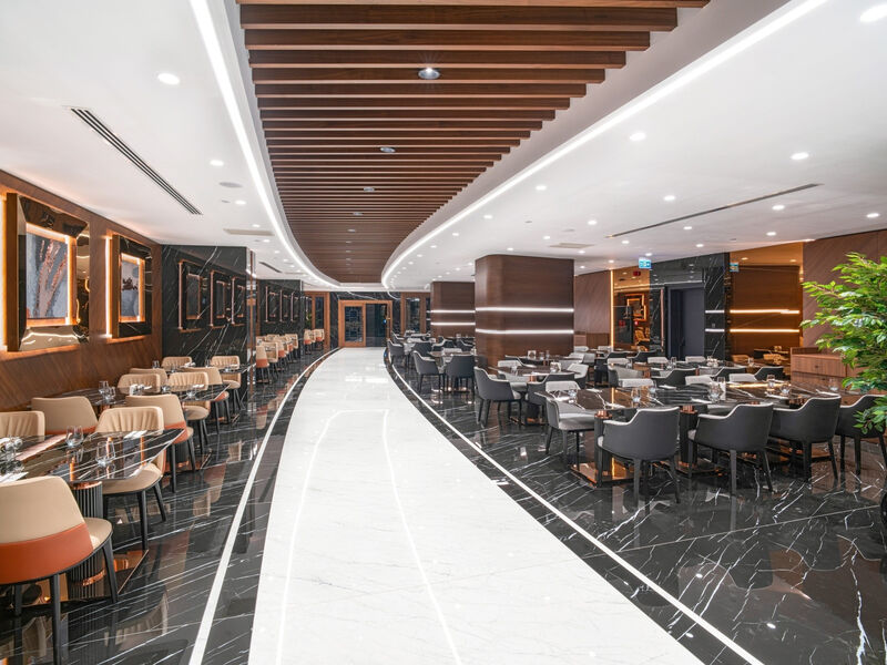 Grand Sapphire Resort