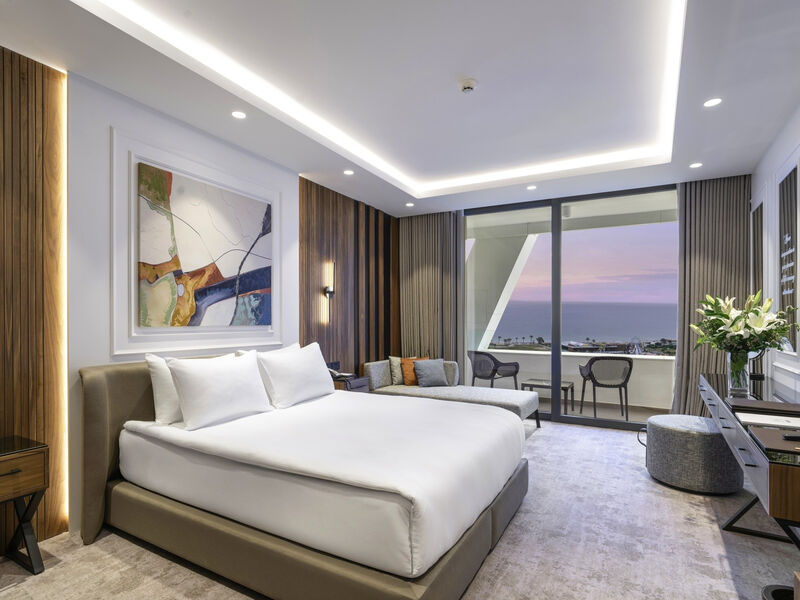 Grand Sapphire Resort