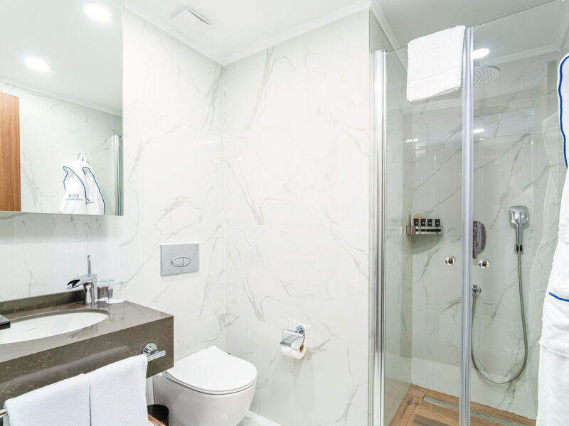 Grand Sapphire Resort