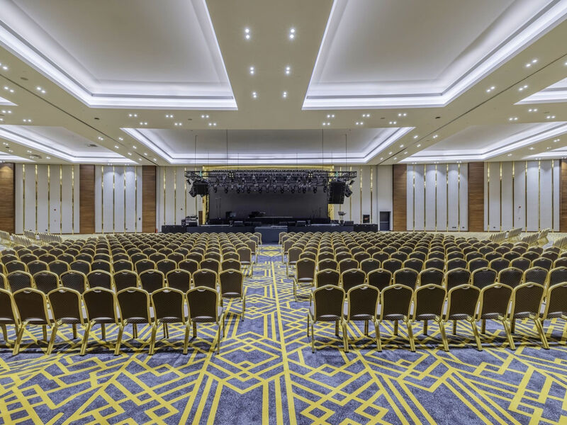 Grand Sapphire Resort