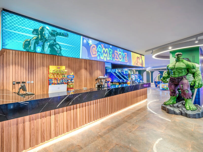 Grand Sapphire Resort