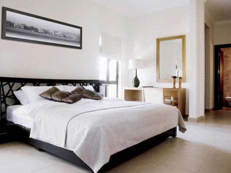 Grand Tala Bay Resort