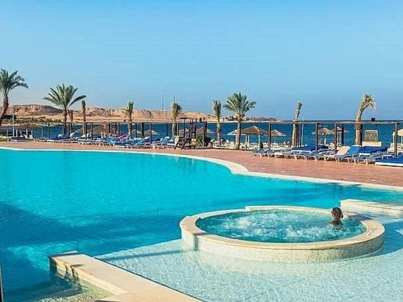 Grand Tala Bay Resort