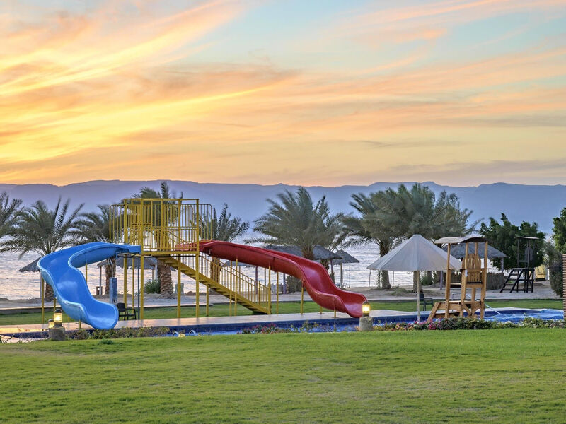 Grand Tala Bay Resort