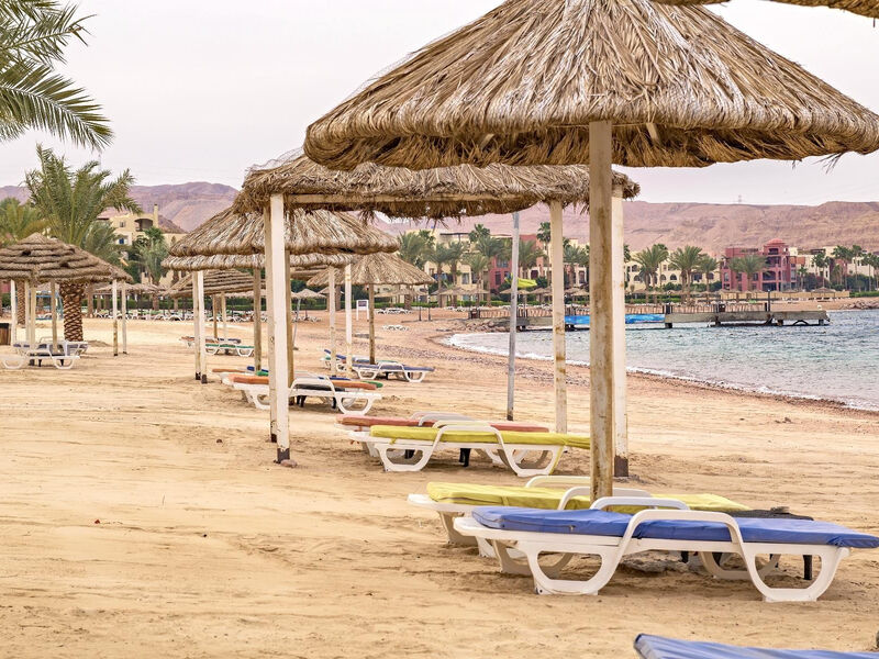 Grand Tala Bay Resort