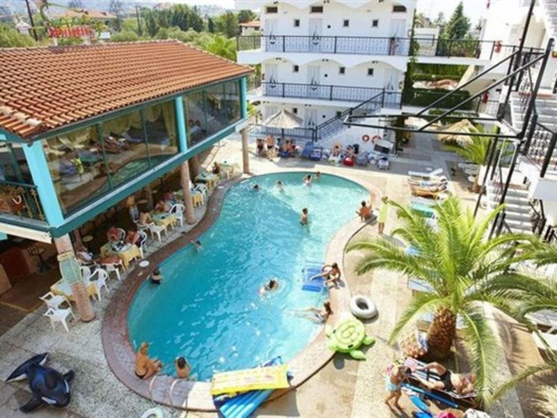 Hanioti Grand Victoria