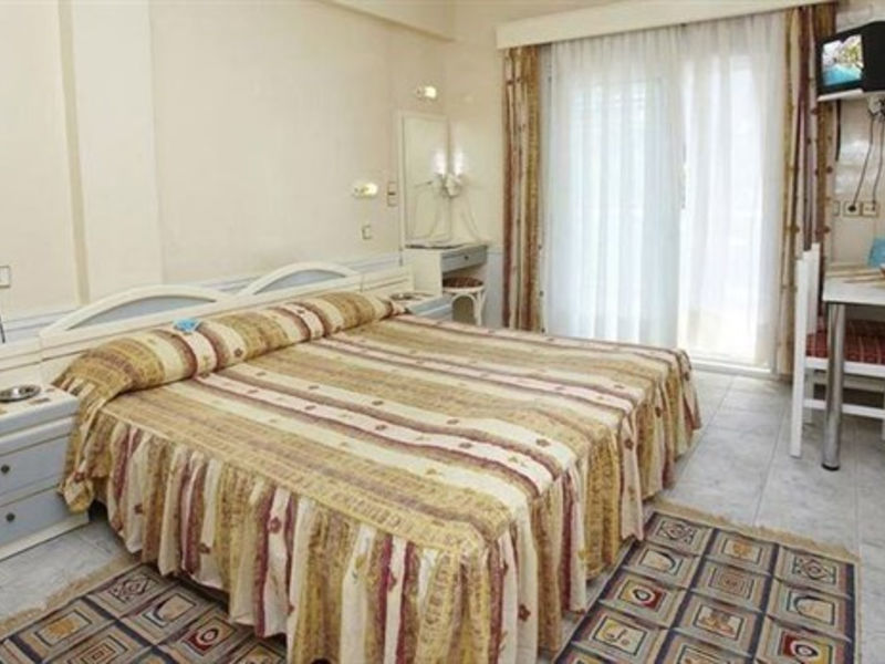 Hanioti Grand Victoria