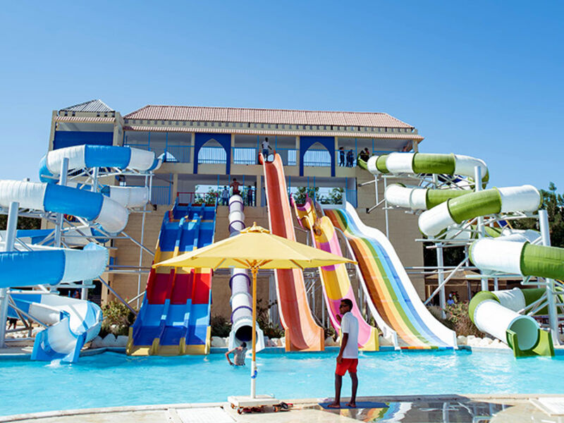 Gravity Hotel & Aqua Park