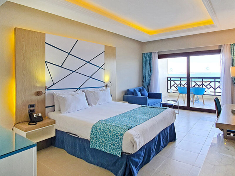 Gravity Hotel & Aqua Park