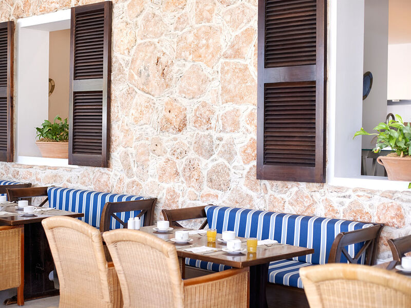 Grecian Bay