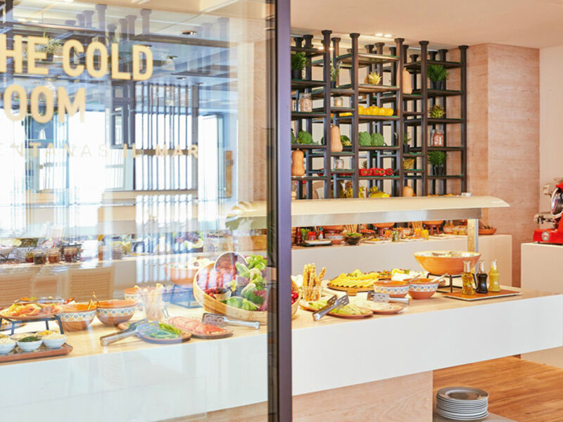 Grecotel Lux Me White Palace