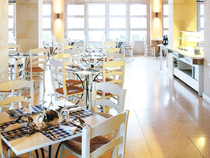 Grecotel Plaza Beach House