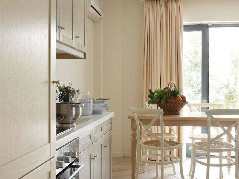 Grecotel Plaza Beach House